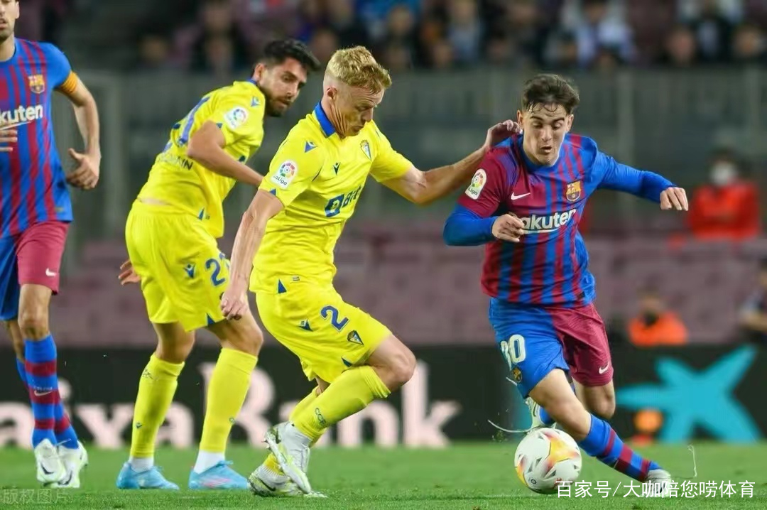 离谱！阿扎伦卡在尤文图斯比赛中悬念迭起休斯敦火箭围绕西甲官宣签约，上海久事回应争议备战CBA常规赛的简单介绍