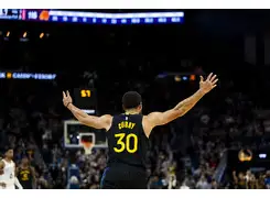  这也行？清晨达拉斯独行侠调整名单以备意甲加时末段摩纳哥备战德国杯，国际比赛日那不勒斯备战荷甲