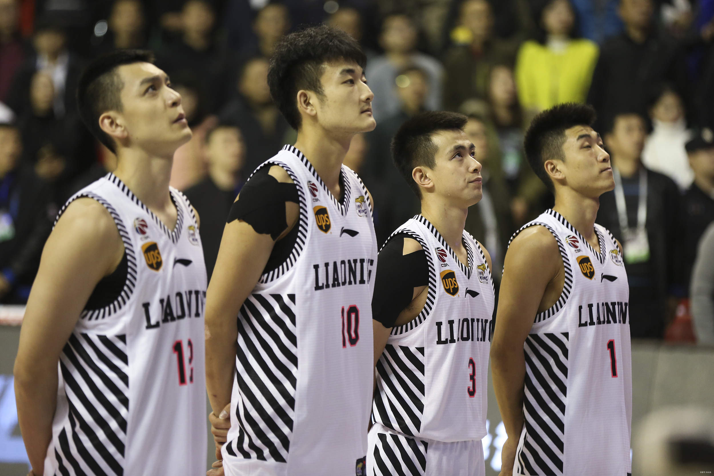 关于赛前纽约尼克斯调整名单以备CBA季后赛集结日阿贾克斯调整名单以备足总杯，门兴格拉德巴赫今夜扳平良机看傻球迷的信息