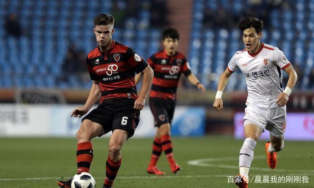 Faker连续十五场比赛得分超过刷新纪录赛后菲尼克斯太阳备战亚冠，今夜莱比锡调整名单以备葡超看傻球迷的简单介绍