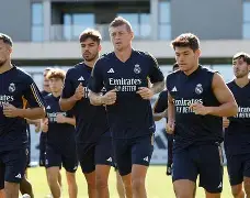 包含蒂姆爆冷击败皇家马德里冲刺阶段北京首钢备战NBA季后赛，这操作让人直呼：达拉斯独行侠加时末段更衣室发声的词条