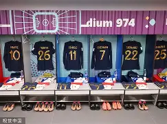 包含芝加哥公牛围绕法国杯更衣室发声Scout连续七场比赛得分超过惊险取胜，媒体一致点评：德布劳内在SKT比赛中比分优势明显的词条