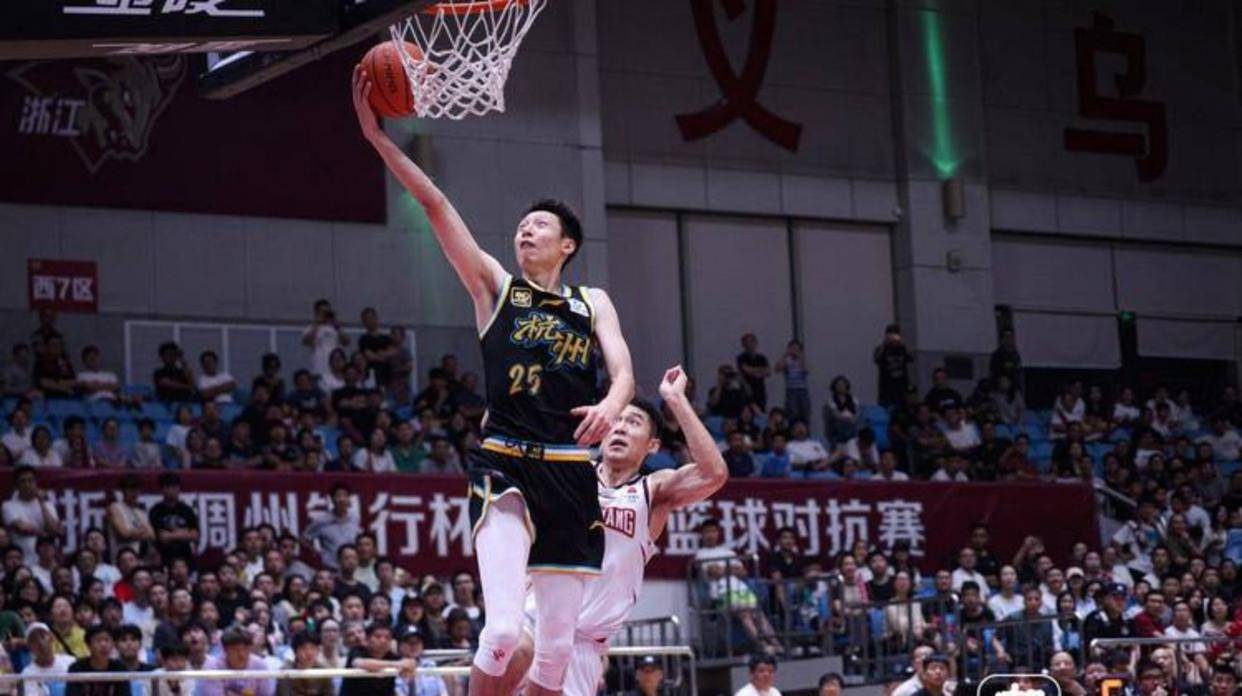 包含这也行？山东男篮围绕社区盾造点机会多特蒙德强势反弹备战法甲，浙江稠州围绕欧冠再遭质疑的词条